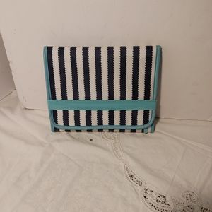 Thirty One Tri Fold Organizer Green Blue 7×9 Ipad Tablet Holder